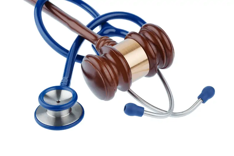 Лекарският съюз се обърна към съда заради НЗОК