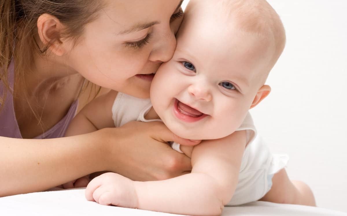 Ранният първи контакт променя майката и бебето