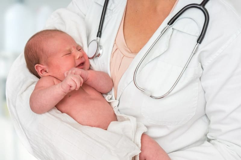 Привидно животозастрашаващи състояния при новородени деца и кърмачета