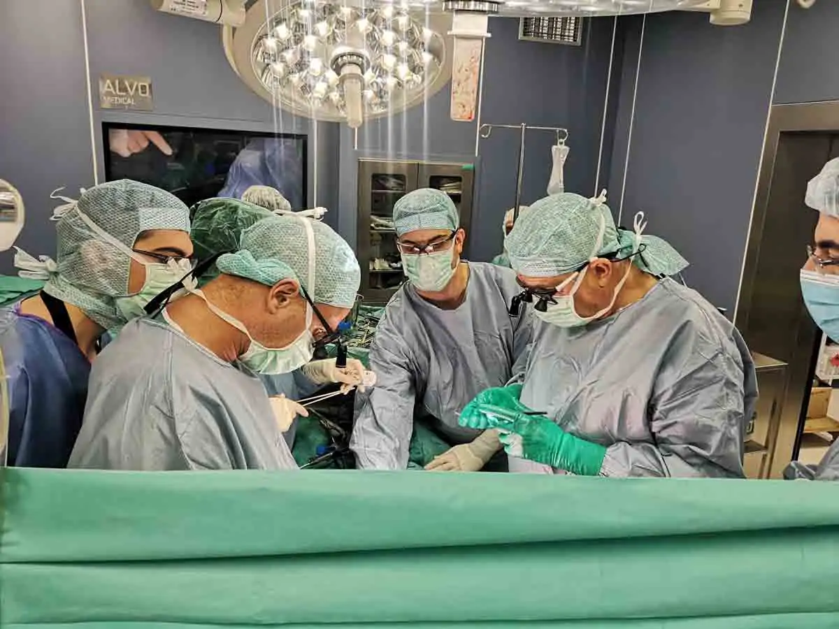 обучението на хирурзи