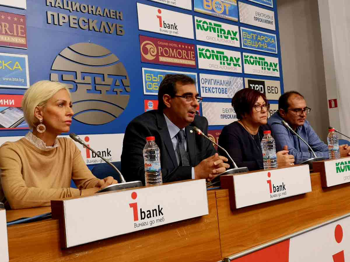 Лекари настояват за промяна в клиничните пътеки за диагностика и лечение на рак на гърдата