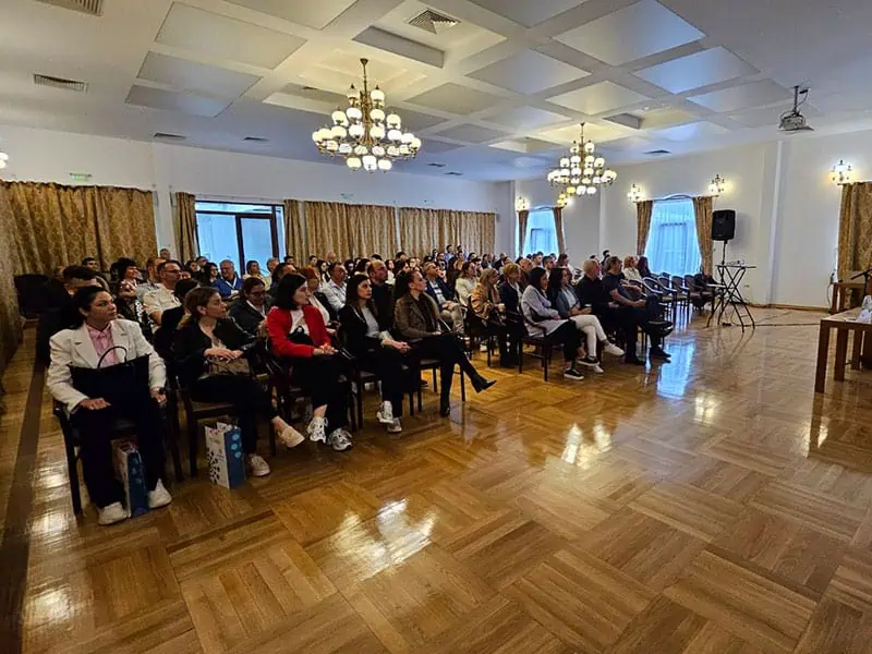 Близо 200 анестезиолози от цялата страна се събраха в Панагюрище за научната конференция „Септични състояния и интензивно лечение“