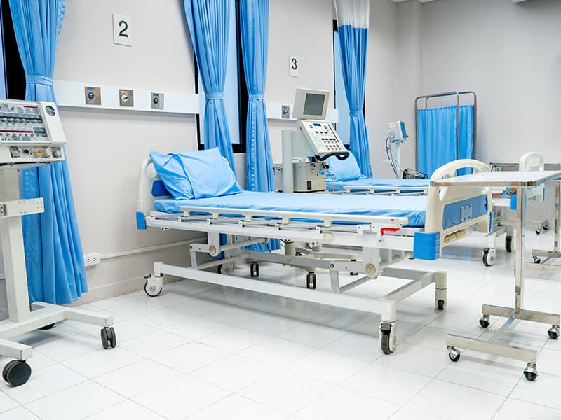 Частните болници