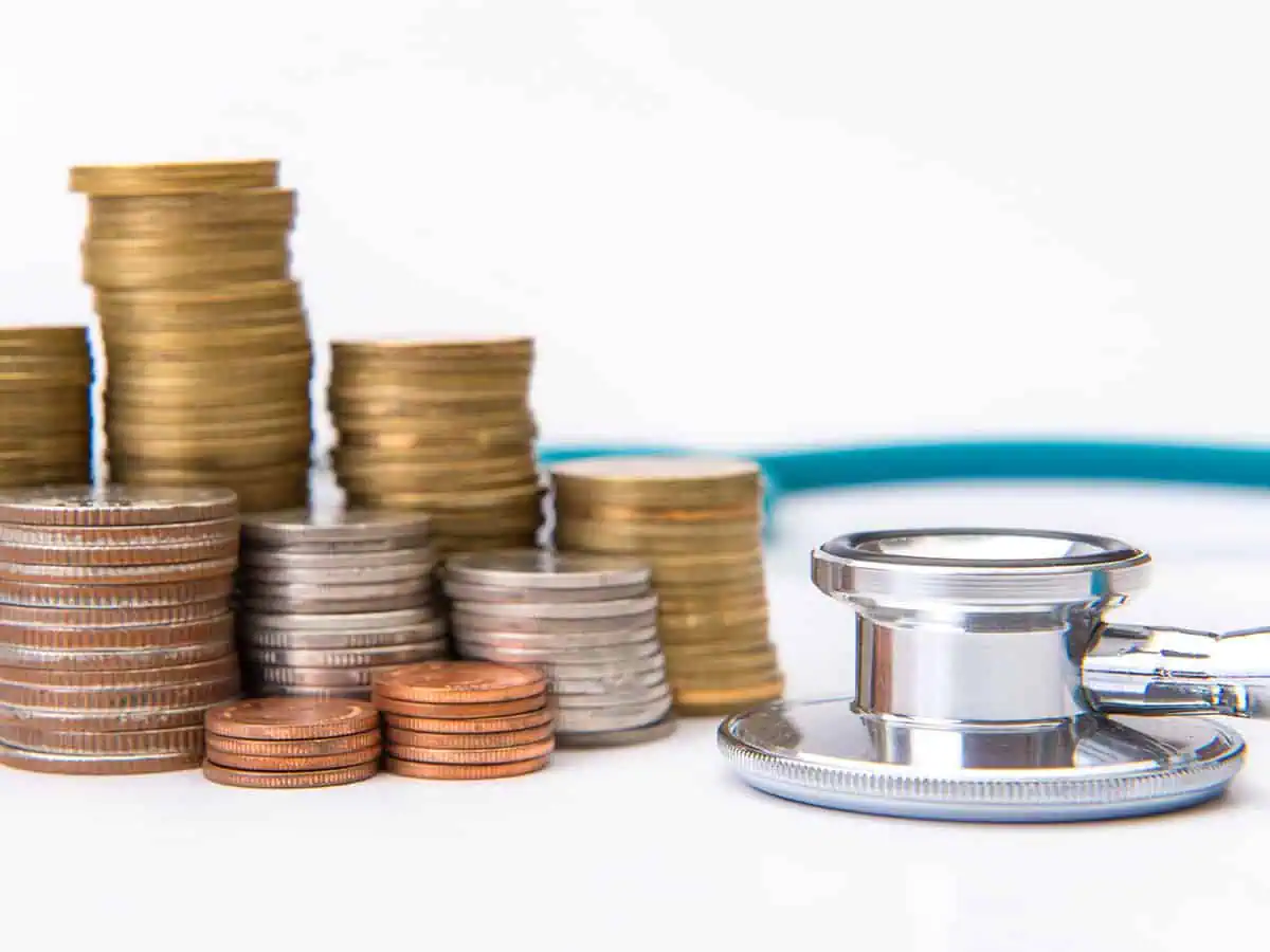 Увеличението на заплатите в здравния сектор