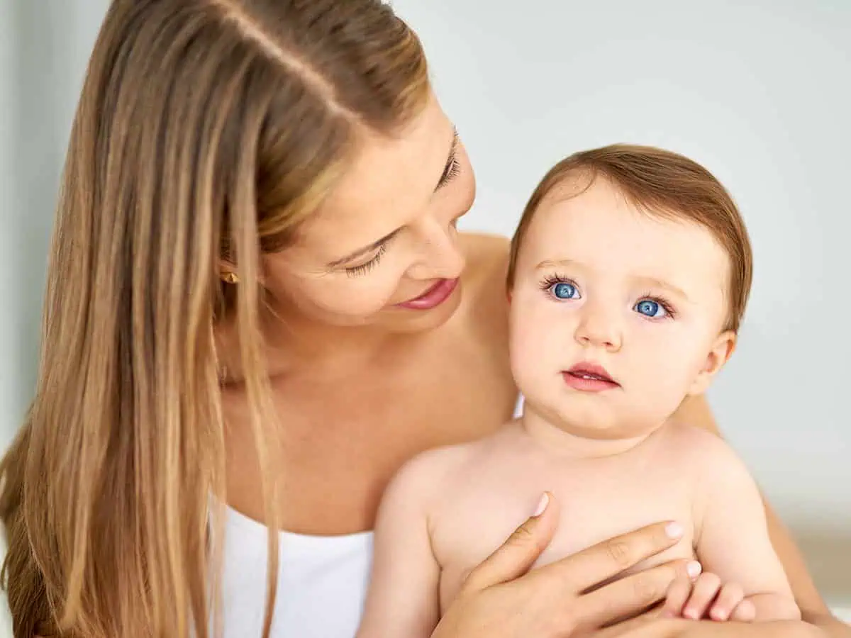 Средната възраст на жените за първо дете